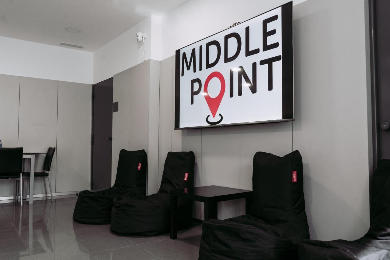 Hostel Middle Point Sardoal Exterior foto